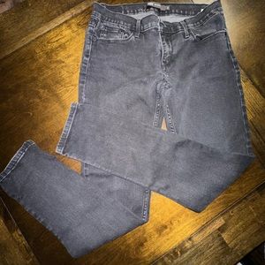 Levi’s 524 size 9 Skinny Jeans